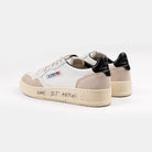 Autry Medalist Low Match Suede Wht/Black Aulmma04